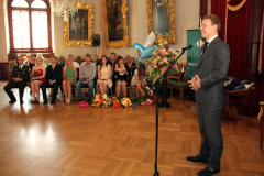 11-talmacibas-vidusskolas-rigas-komercskola-1-izlaidums