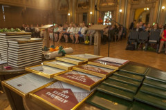 talmacibas-vidusskolas-rigas-komercskola-7-izlaidums-4