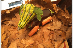 talmacibas-vidusskola-rigas-komercskola-rudens-darbu-izstade-8