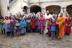 rigas-komercskola-19-izzinosa-ekspedicija-vero-dari-zini