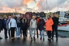 26-macamies-celojot-un-petot-feru-salas