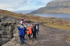 27-macamies-celojot-un-petot-feru-salas