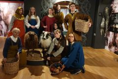 32-macamies-celojot-un-petot-feru-salas