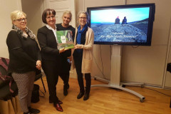 2-kur-slepjas-latvijas-fenomens