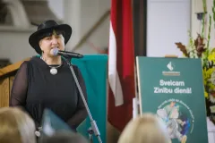 Rīgas Komercskola Zinību diena Doma baznīcā - direktores uzruna